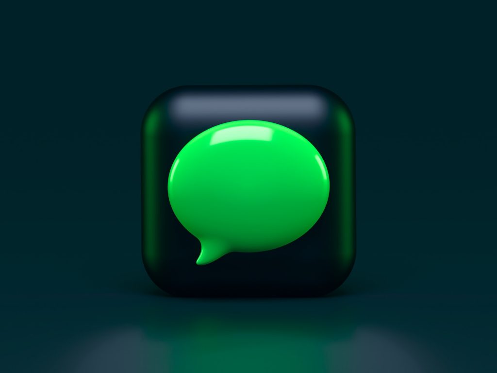Green Whatsapp chat icon.